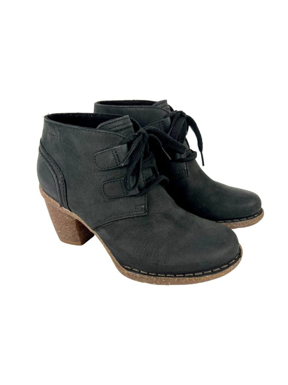 Clarks Womens Carleta Lyon Black Oily Leather Ankle Bootie Chunky Heel size 5.5